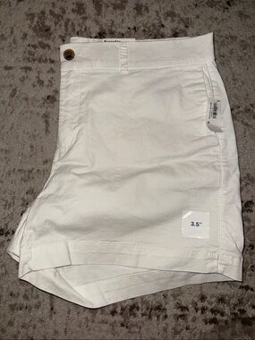Old Navy White High-Waist 3.5" Women's Shorts